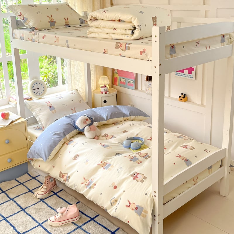 Mokyklos bendrabucio patalynės komplektas, keturių dalių, 100% medvilnė, animacinių ir botaniniai gėlių raštai, visam sezonui, svoris 2.0-2.5 kg