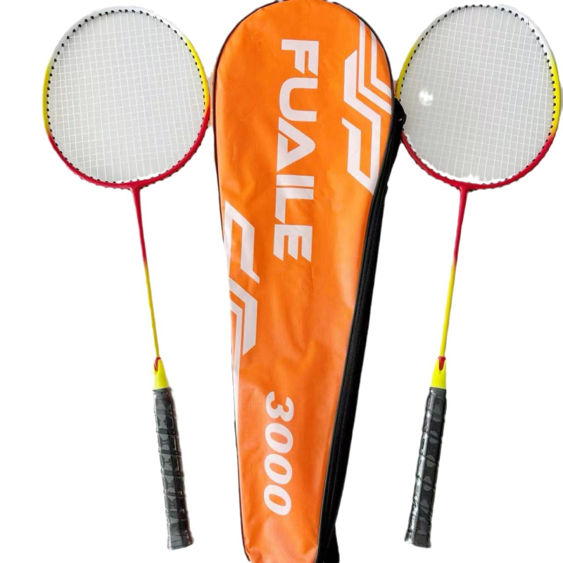 Ράκετ μπατμίντον με πλαίσιο από ανθρακονήματα, ευθεία κεφαλή, βάρος 95–100 g, πάχος λαβής G2, υλικό χορδών: ίνες μεταξιού