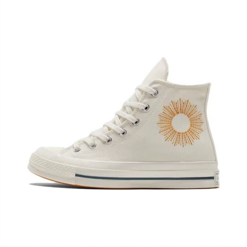 Unisex visoke platnene tenisice s šnirama sprijeda i otporne na habanje s vulkaniziranom gumom.