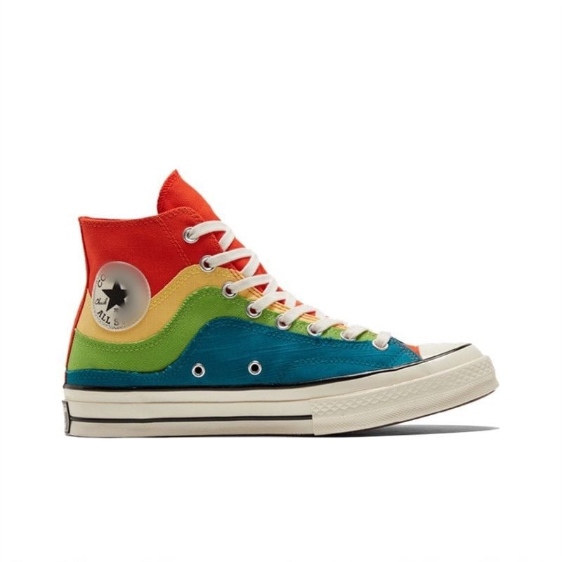 Unisex visoke platnene tenisice s šnirama sprijeda i otporne na habanje s vulkaniziranom gumom.