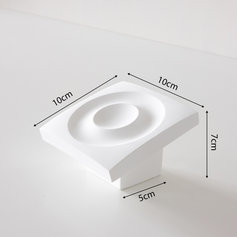 Стойка за бижута за гривни и колиета, кожа, гипсова основа, първо ниво, полиране