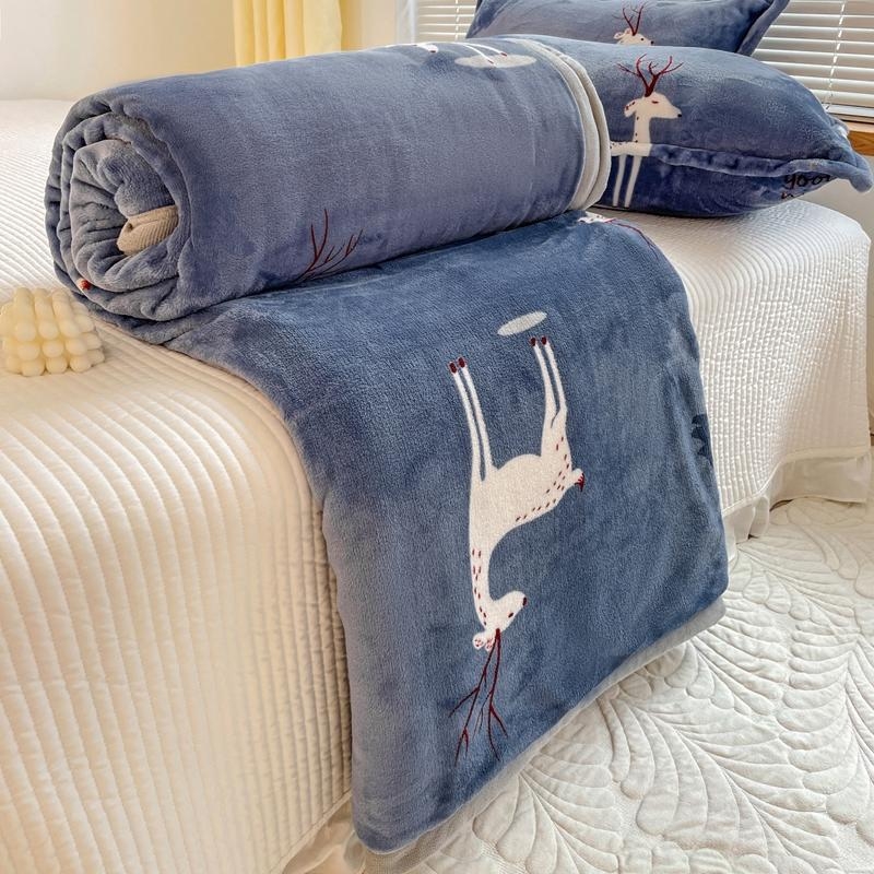 Enon korallvoodiline pleed voodile ja diivanile – kõikide aastaaegade jaoks, lihtne kaasaegne stiil, kokkutõmbumine 2–3%