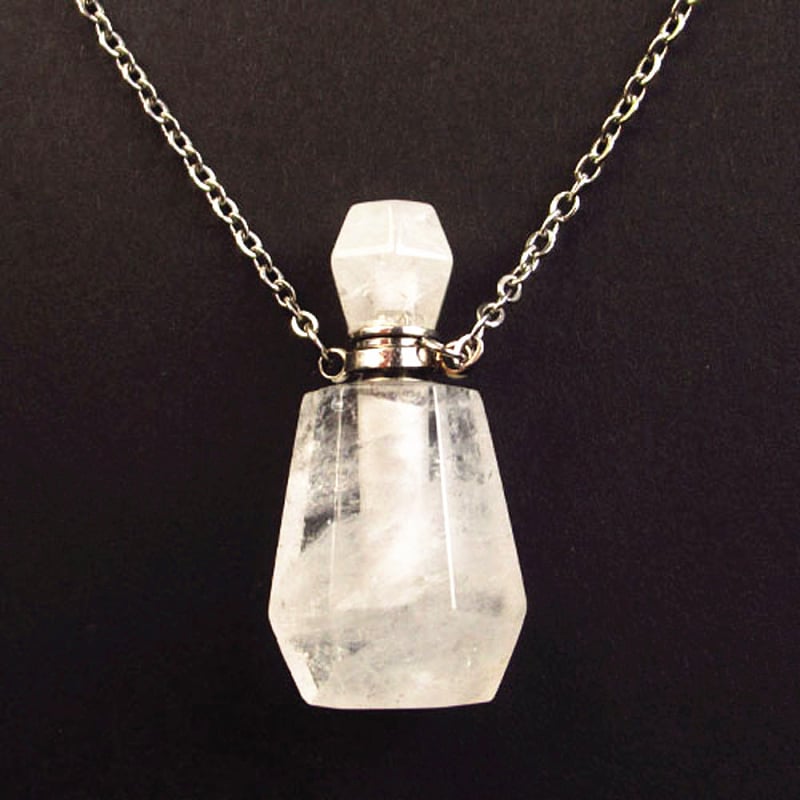 Geometrinis kristalų pakabukas su kvapo buteliuku – rankų darbo, ametistas, baltas krištolas, citrinas