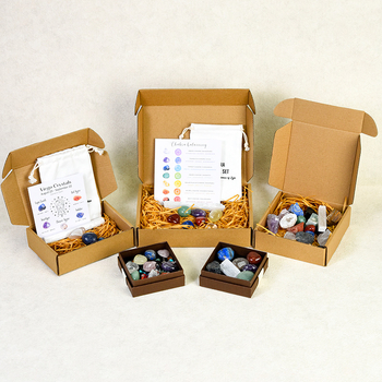 Sirovih kristalnih kamenja s dvanaest znakova zodijaka — neravnomjerno brušeni kamenovi, unutarnja dekoracija, kartonska ambalaža