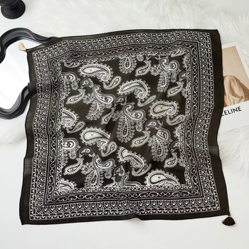 100% gyapjú négyszögletű sál, irodalmi retro stílus, warp-kötött, melegen tart, tavasz 2025