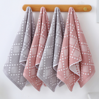 Violet 100% medvilninis vonios rankšluostis, jacquard audinys, 32s siūlai, svoris 140-170 g