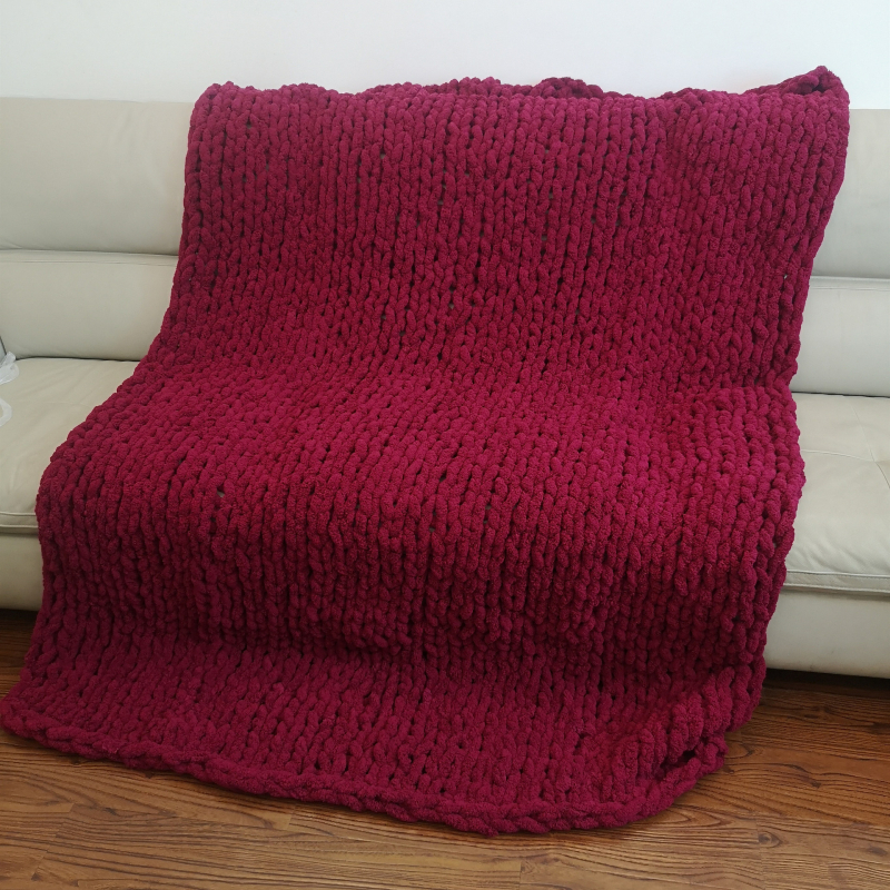 Käsitsi kootud pleed polüestrist – 1500–1999 g, Esmaklassiline kvaliteet, Kõigile aastaaegadele