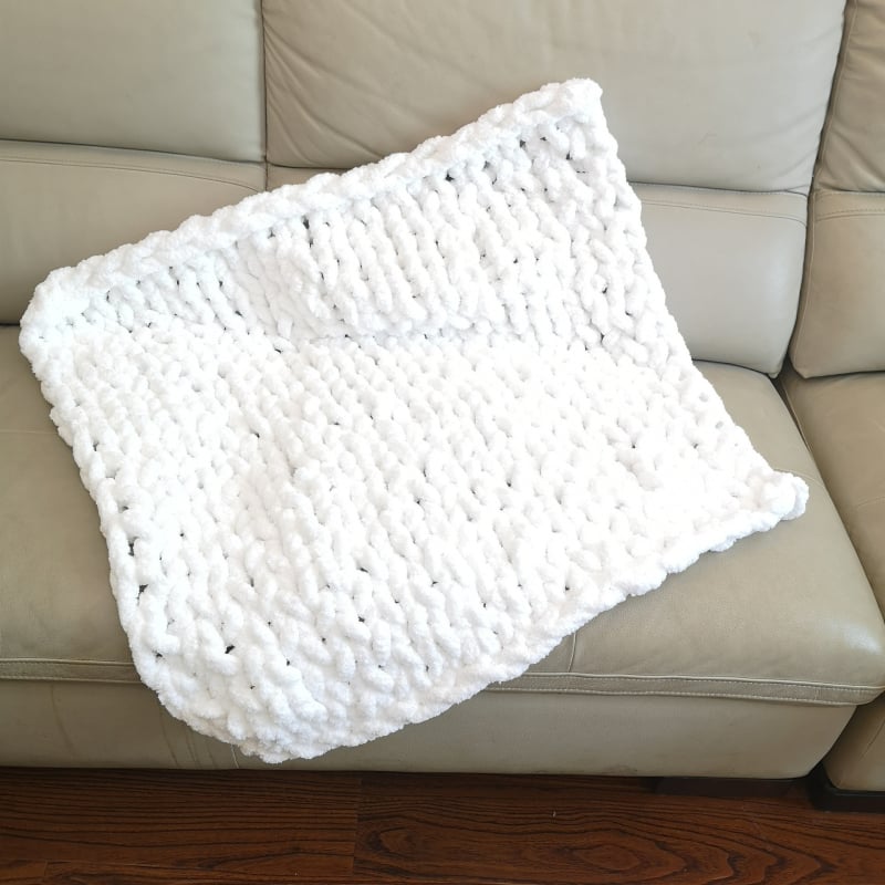 Käsitsi kootud pleed polüestrist – 1500–1999 g, Esmaklassiline kvaliteet, Kõigile aastaaegadele