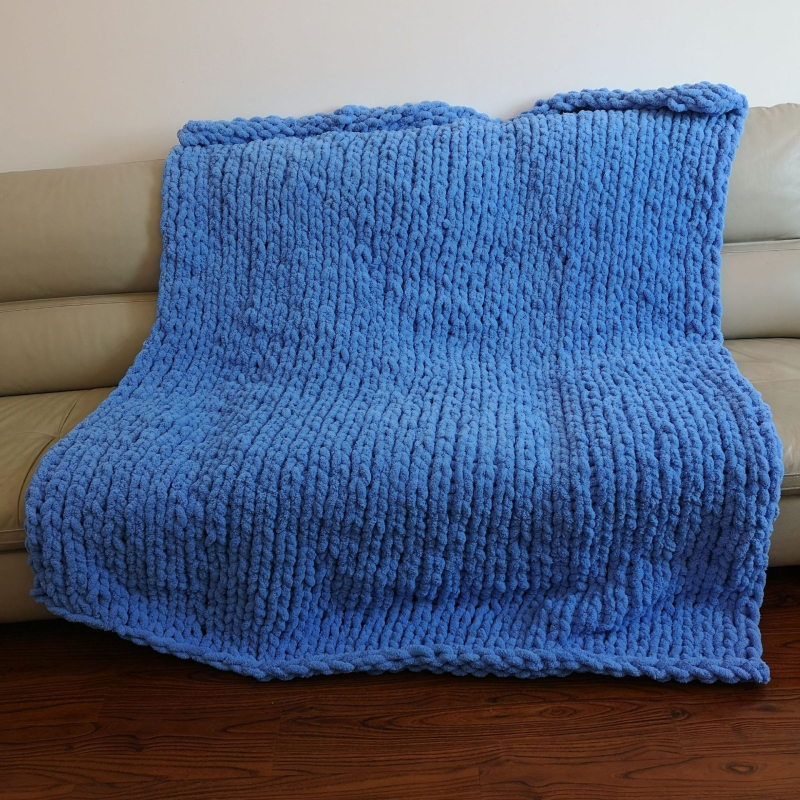 Käsitsi kootud pleed polüestrist – 1500–1999 g, Esmaklassiline kvaliteet, Kõigile aastaaegadele