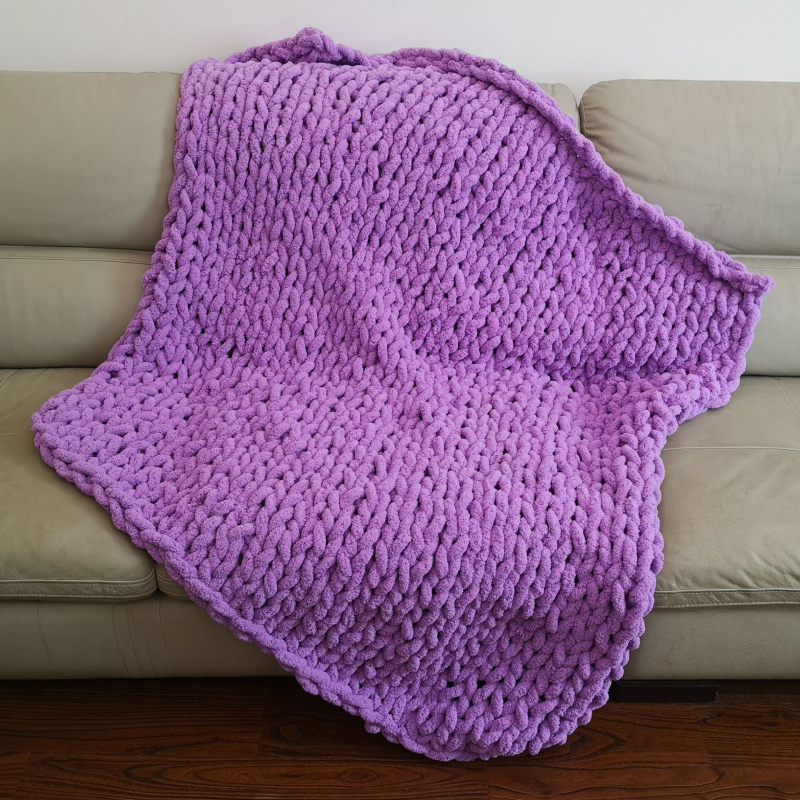 Käsitsi kootud pleed polüestrist – 1500–1999 g, Esmaklassiline kvaliteet, Kõigile aastaaegadele