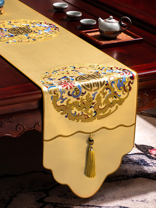 Stalo vėliava iš audinio su augalų ir gėlių raštu, naujame kinų stiliuje