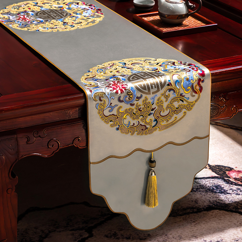 Stalo vėliava iš audinio su augalų ir gėlių raštu, naujame kinų stiliuje