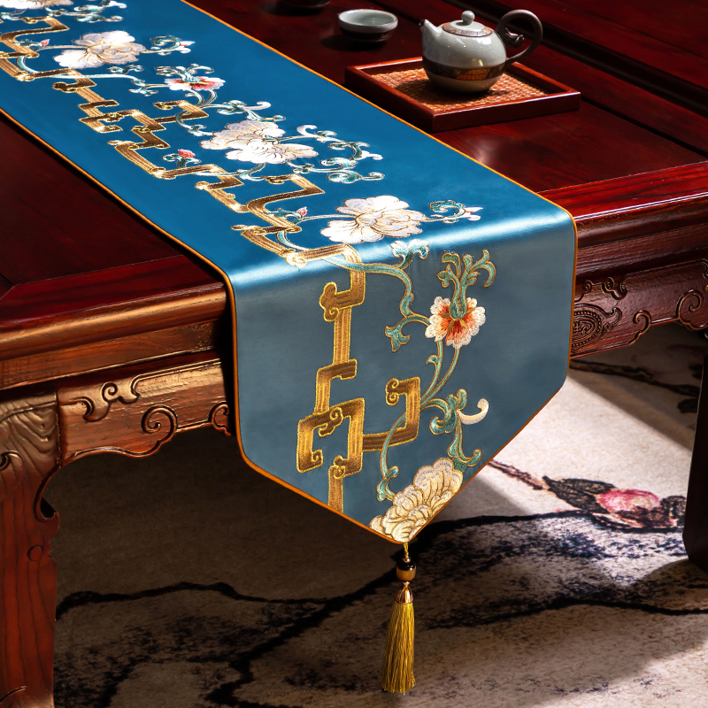 Stalo vėliava iš audinio su augalų ir gėlių raštu, naujame kinų stiliuje