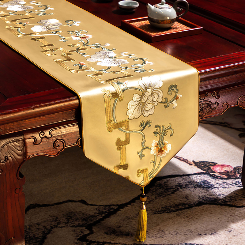 Stalo vėliava iš audinio su augalų ir gėlių raštu, naujame kinų stiliuje