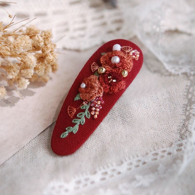 Clamă de păr handmade cu floare din țesătură – Kit DIY de broderie, stil Nordic, poliester, model peisaj