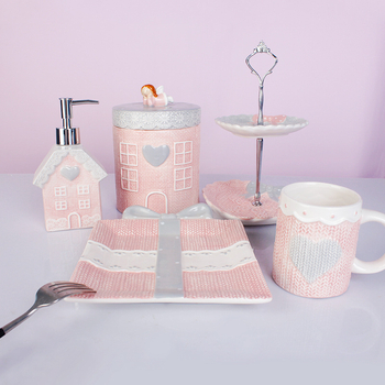 Porcelán lapos tál, szabálytalan forma, modern letisztult stílusú edénykészlet