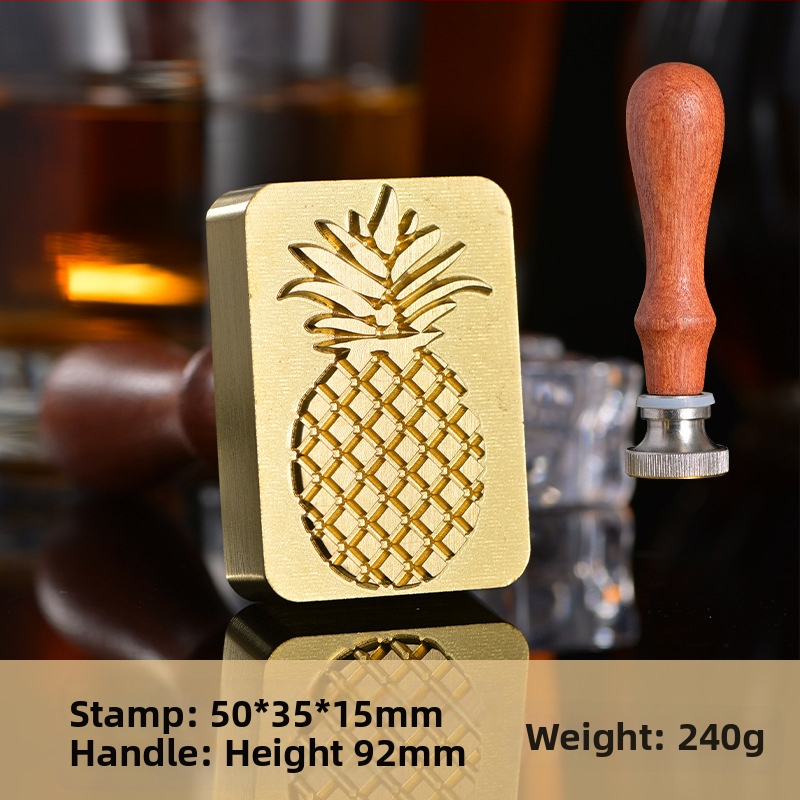 Jääkuubikute tempel kohandatud gravüüritud logoga, vask-pronksi sulam, CNC gravüürimine ja käsitsi poleerimine, ümmargune või ruudukujuline kuju, kaal 50 g