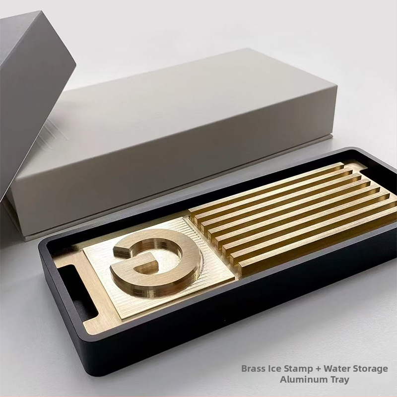 Jääkuubikute tempel kohandatud gravüüritud logoga, vask-pronksi sulam, CNC gravüürimine ja käsitsi poleerimine, ümmargune või ruudukujuline kuju, kaal 50 g