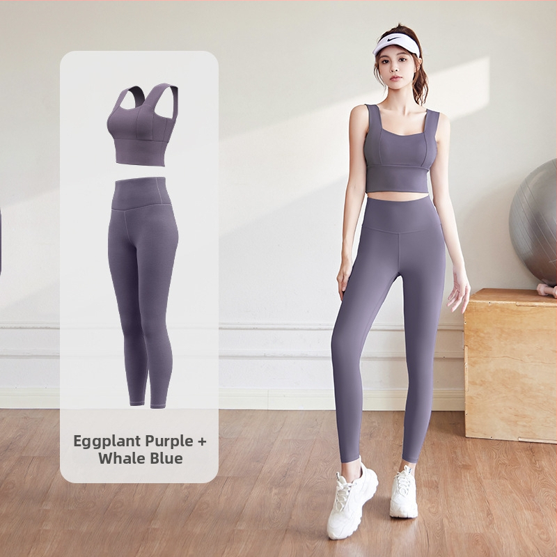 Комплект за йога за жени: спорт топ и панталони; полиестер + спандекс; висока еластичност PU 3.0; с подплънки за бюста; издаден през 2024 г.