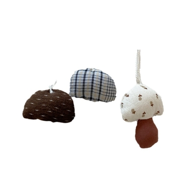 Vaikų kaklo papuošalas su grybų motyvu ir gėlėtu audiniu, mišrios medžiagos, animacinis stilius, pritaikomas