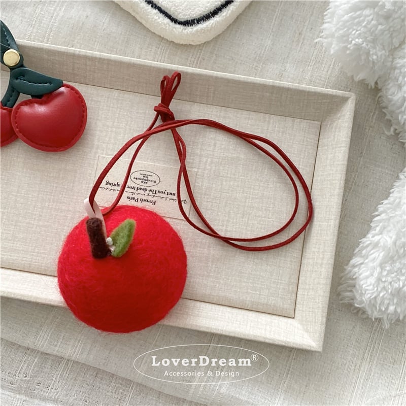 Vaikų kaklo papuošalas su grybų motyvu ir gėlėtu audiniu, mišrios medžiagos, animacinis stilius, pritaikomas