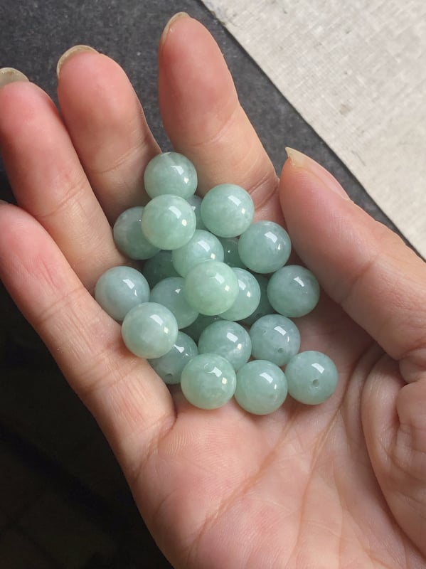 Жадеит А-клас Старо находище – ледено-прозрачни мъниста за DIY бижута