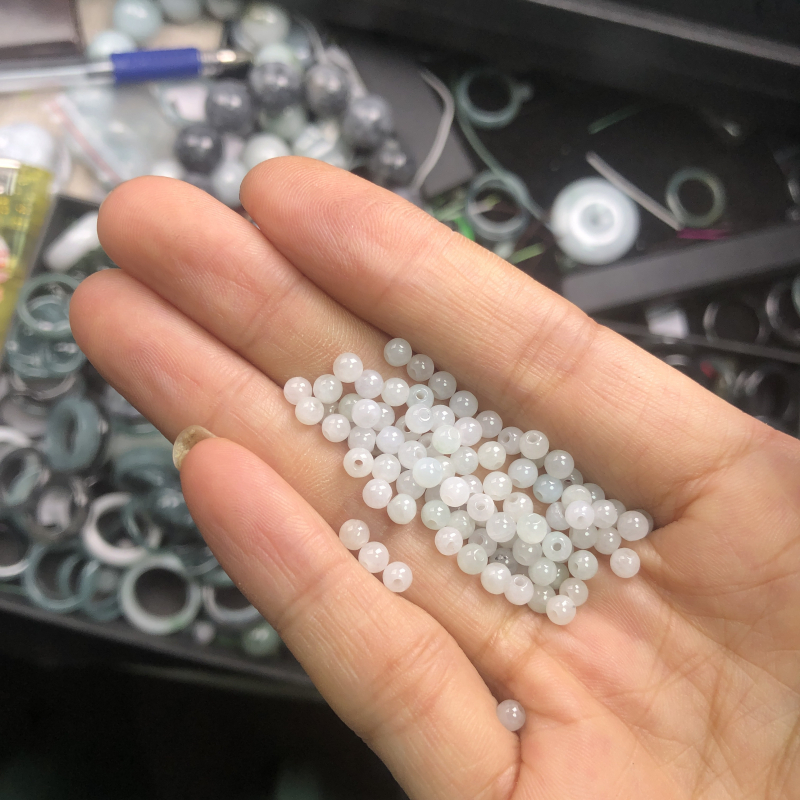 Жадеит А-клас Старо находище – ледено-прозрачни мъниста за DIY бижута