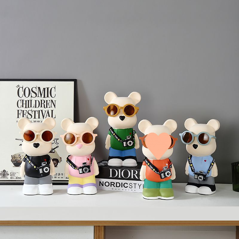 Keraminė meškiuko figūrėlė, nordinio stiliaus dekoras (Medžiaga: keramika; Dovana: asmeninė; Progos: Kalėdos, Gimtadienis)