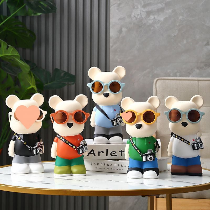 Keraminė meškiuko figūrėlė, nordinio stiliaus dekoras (Medžiaga: keramika; Dovana: asmeninė; Progos: Kalėdos, Gimtadienis)