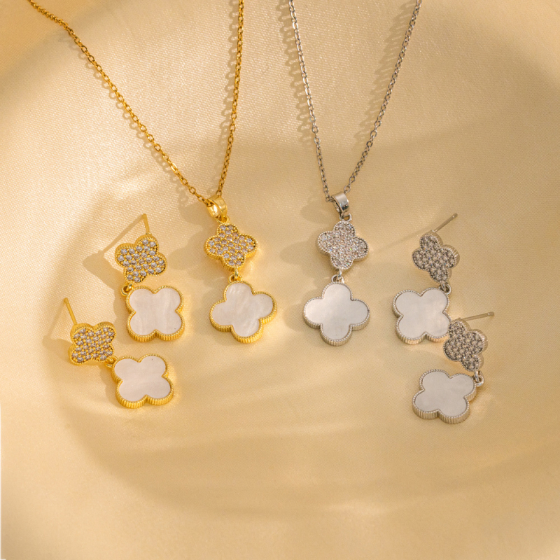 Set de bijuterii geometric: colier și cercei din oțel titan cu acoperire diamantată; lanț O; pandantiv din oțel titan; stil lux ușor.