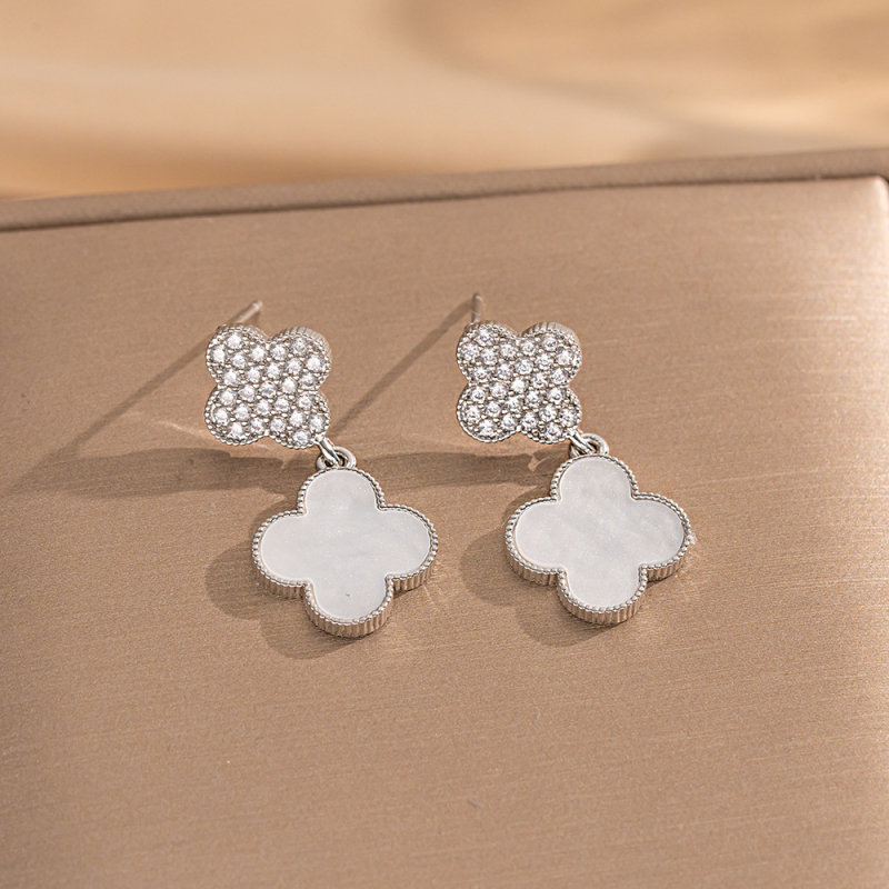 Set de bijuterii geometric: colier și cercei din oțel titan cu acoperire diamantată; lanț O; pandantiv din oțel titan; stil lux ușor.