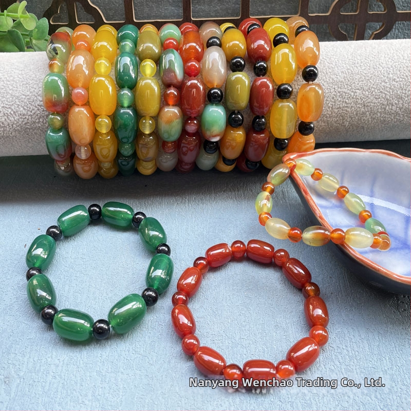 Akatā rokassprādze ar rižu pērļām, ģeometriska forma, dabisks materiāls, karājošās pērles