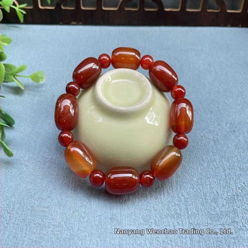 Akatā rokassprādze ar rižu pērļām, ģeometriska forma, dabisks materiāls, karājošās pērles