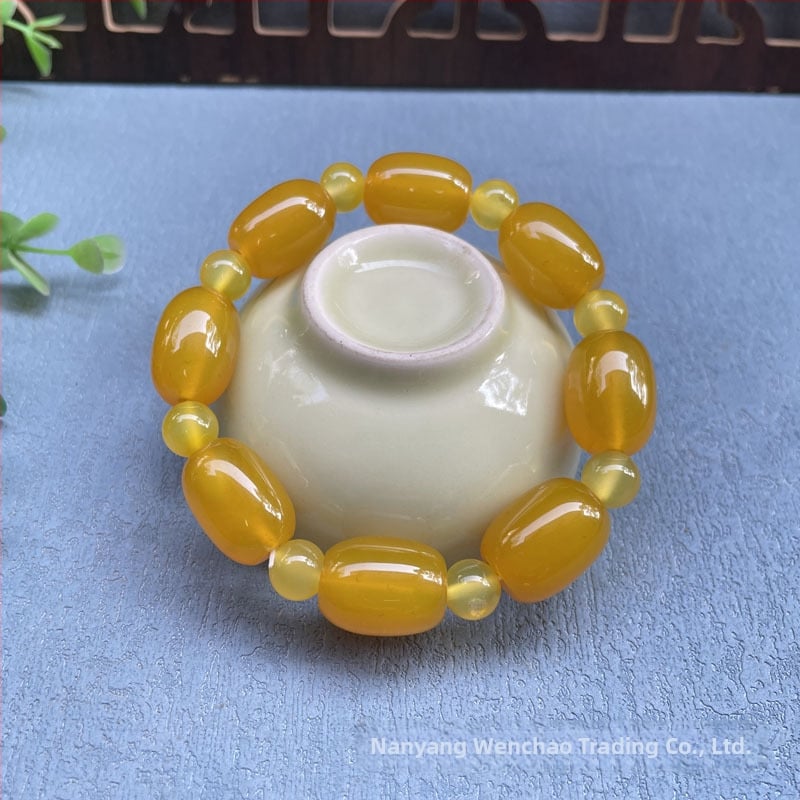 Akatā rokassprādze ar rižu pērļām, ģeometriska forma, dabisks materiāls, karājošās pērles