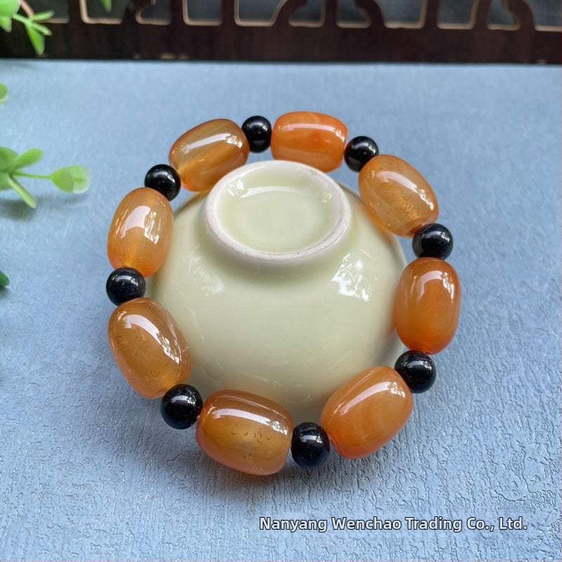 Akatā rokassprādze ar rižu pērļām, ģeometriska forma, dabisks materiāls, karājošās pērles