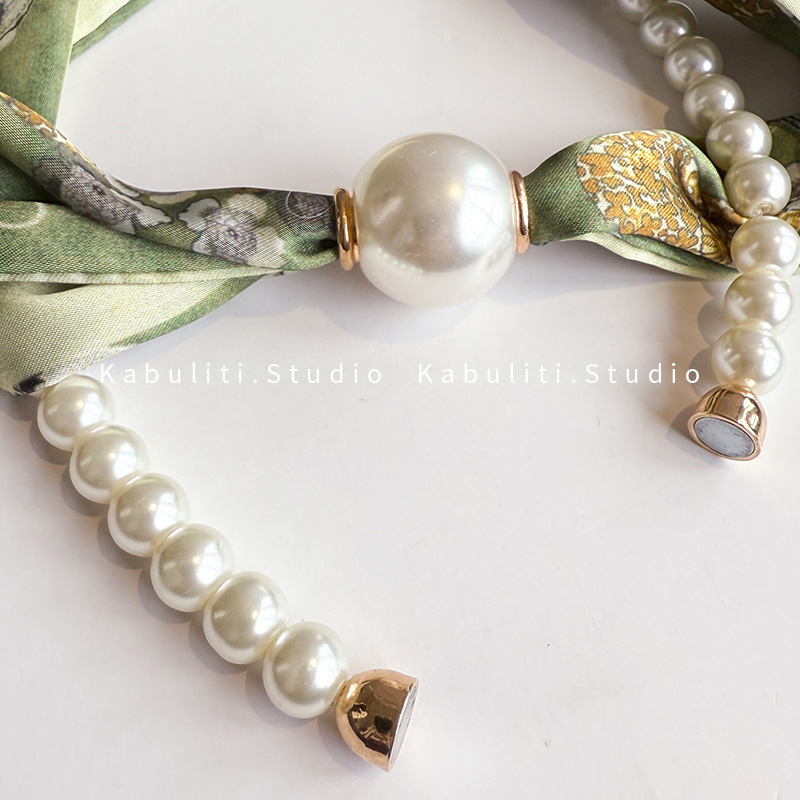 Hosszú kendőnyaklánc gyöngy-mágneszárral – 100% poliészter, termékkód 323zjbpa5, minden évszakhoz