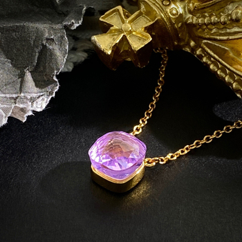 Krištolo juvelyriniai komplektas: auskarai + karoliai + rankos aksesuaras, cirkono įdėjimas, auksu dengtas paviršius, Guangzhou kilmė