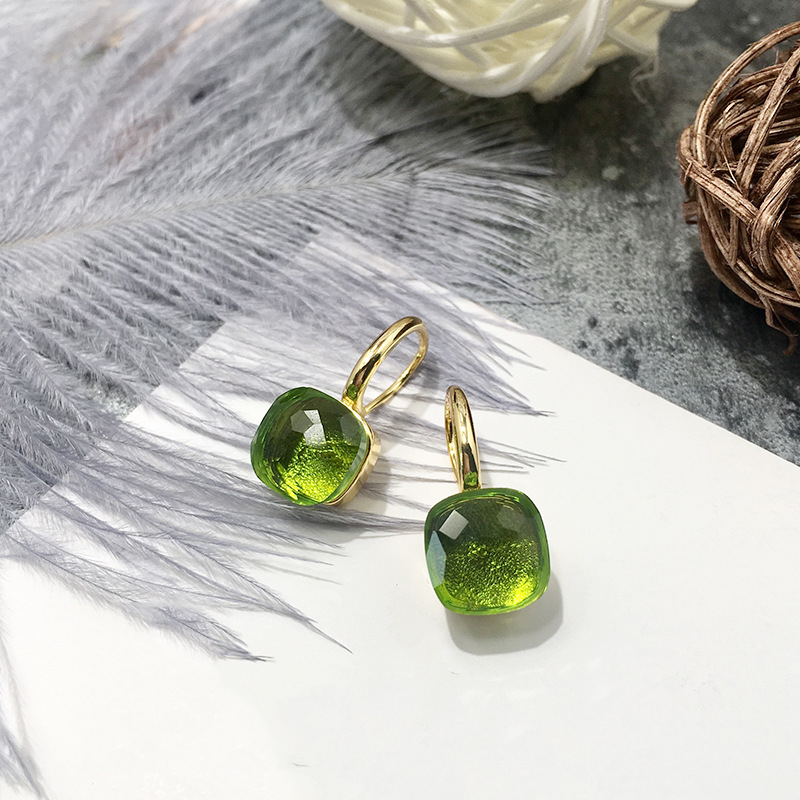 Krištolo juvelyriniai komplektas: auskarai + karoliai + rankos aksesuaras, cirkono įdėjimas, auksu dengtas paviršius, Guangzhou kilmė