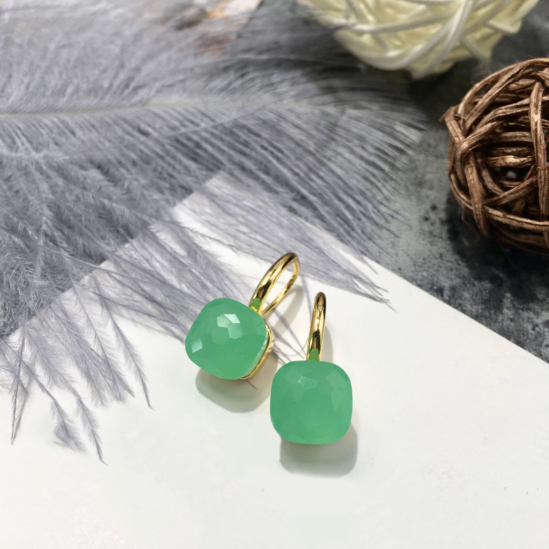 Krištolo juvelyriniai komplektas: auskarai + karoliai + rankos aksesuaras, cirkono įdėjimas, auksu dengtas paviršius, Guangzhou kilmė