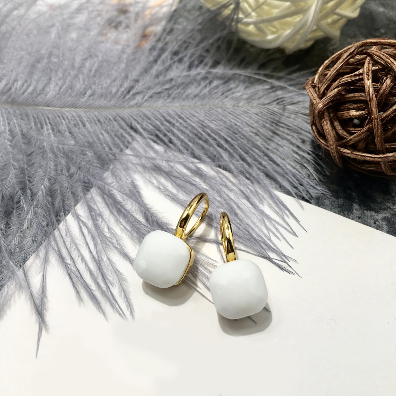 Krištolo juvelyriniai komplektas: auskarai + karoliai + rankos aksesuaras, cirkono įdėjimas, auksu dengtas paviršius, Guangzhou kilmė