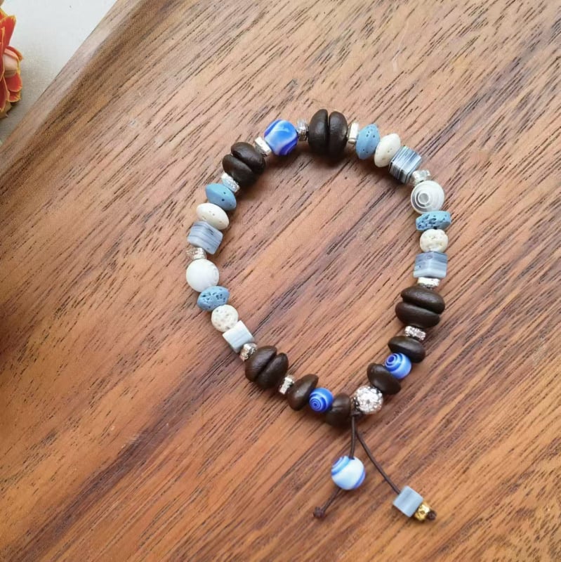 Ръчно изработена гривна от стъклени мъниста с кафеено зърно, естествен стил, унисекс, пролет 2025