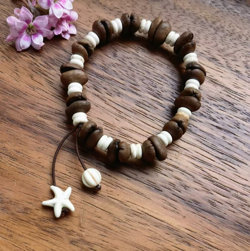 Ръчно изработена гривна от стъклени мъниста с кафеено зърно, естествен стил, унисекс, пролет 2025