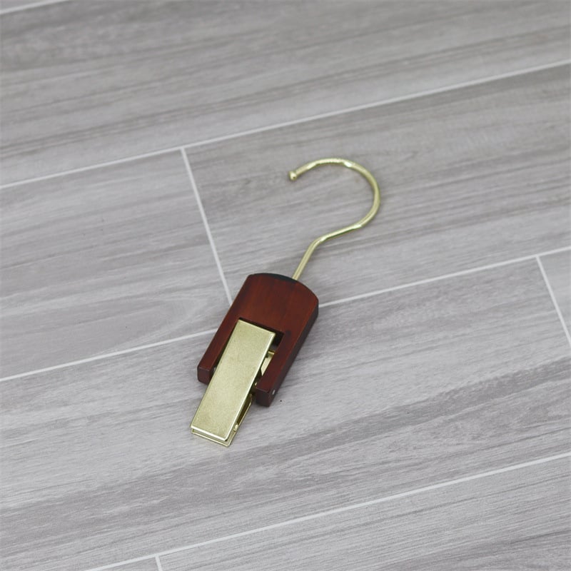 Xinyu Wood Art medinė drabužių pakaba su apvaliu žiedu, S kabliukas ir U klipas, ekspozicijos rekvizitas šalikams, dvigubo kablio stilius, apkrova iki 5 kg