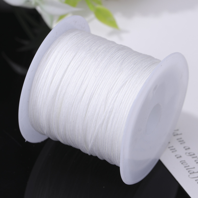 Rankų darbo karoliukų virvė pakabukui (poliesteris, Boring, 2021 ruduo)