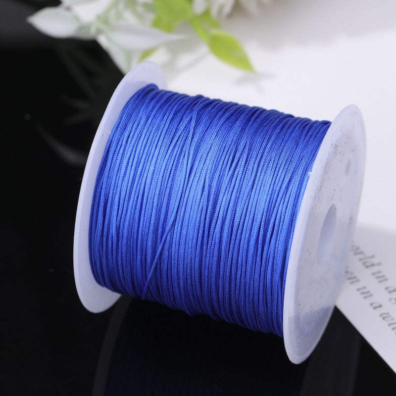 Rankų darbo karoliukų virvė pakabukui (poliesteris, Boring, 2021 ruduo)