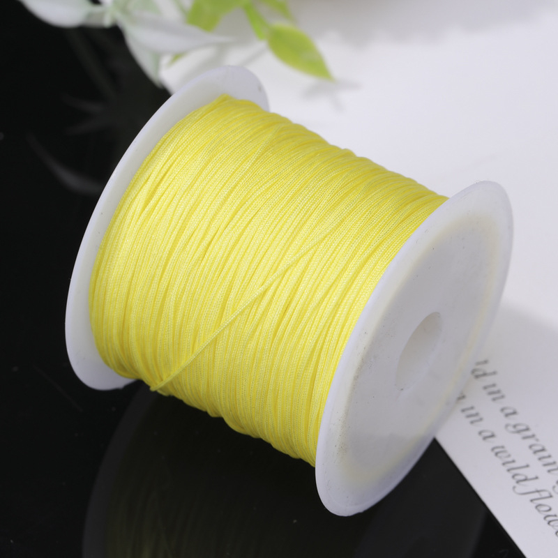 Rankų darbo karoliukų virvė pakabukui (poliesteris, Boring, 2021 ruduo)