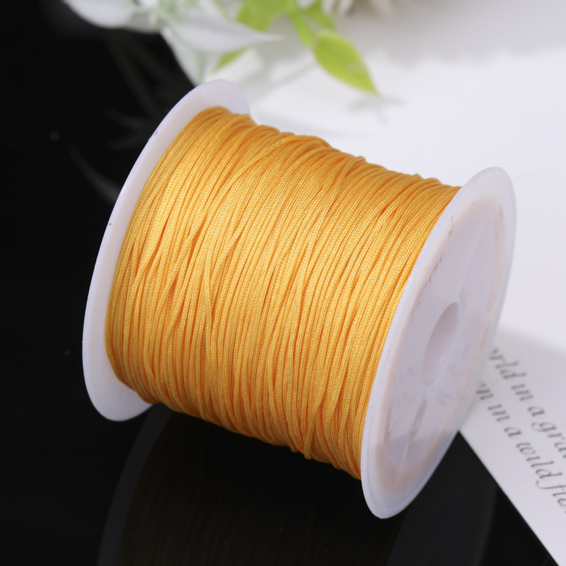 Rankų darbo karoliukų virvė pakabukui (poliesteris, Boring, 2021 ruduo)