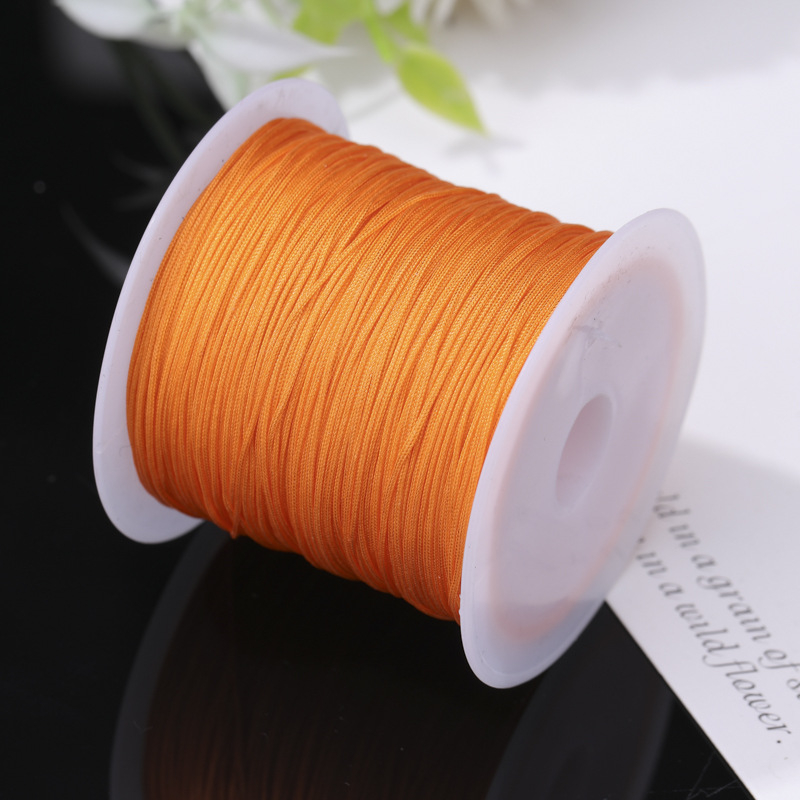 Rankų darbo karoliukų virvė pakabukui (poliesteris, Boring, 2021 ruduo)