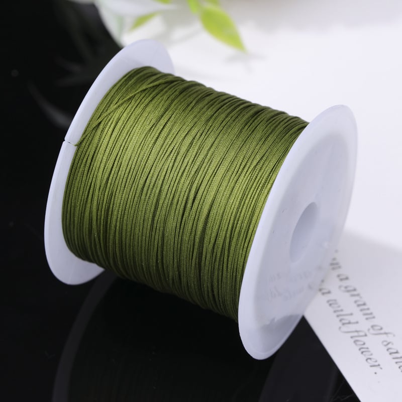 Rankų darbo karoliukų virvė pakabukui (poliesteris, Boring, 2021 ruduo)