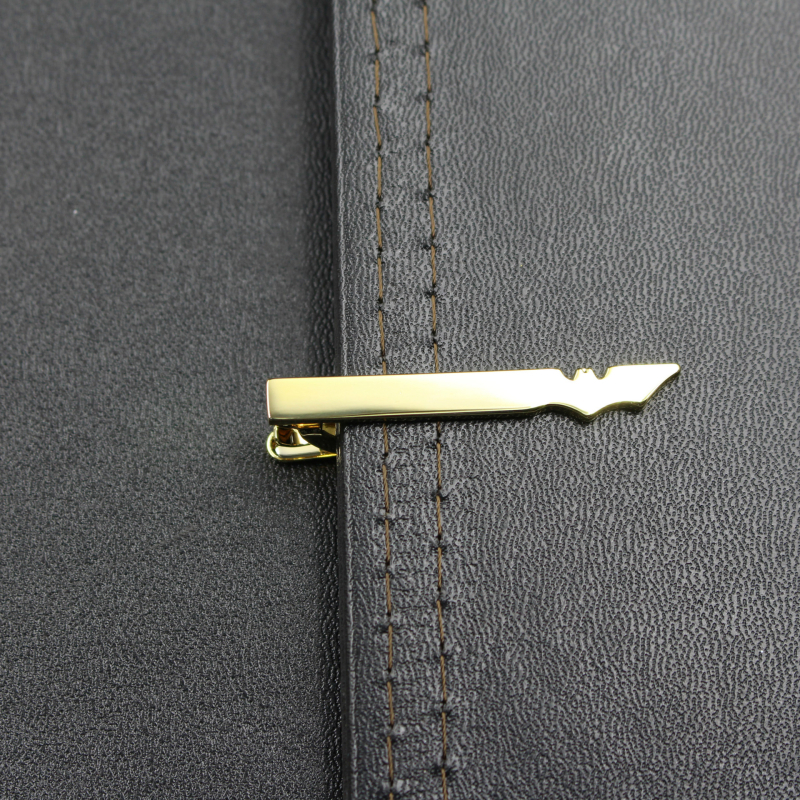 Клип за вратовръзка от мед, плоска глава, унисекс, модерен стил, дължина 4 cm, модел: очила дартс AK47